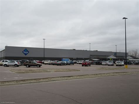 Sam's club sioux city - Published: Feb. 20, 2023 at 3:32 PM PST. SIOUX CITY (KTIV) - Police in Sioux City are investigating a break-in that occurred at Sam’s Club over the weekend. According to the Sioux...